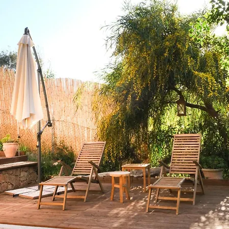 Casa Adriana - *